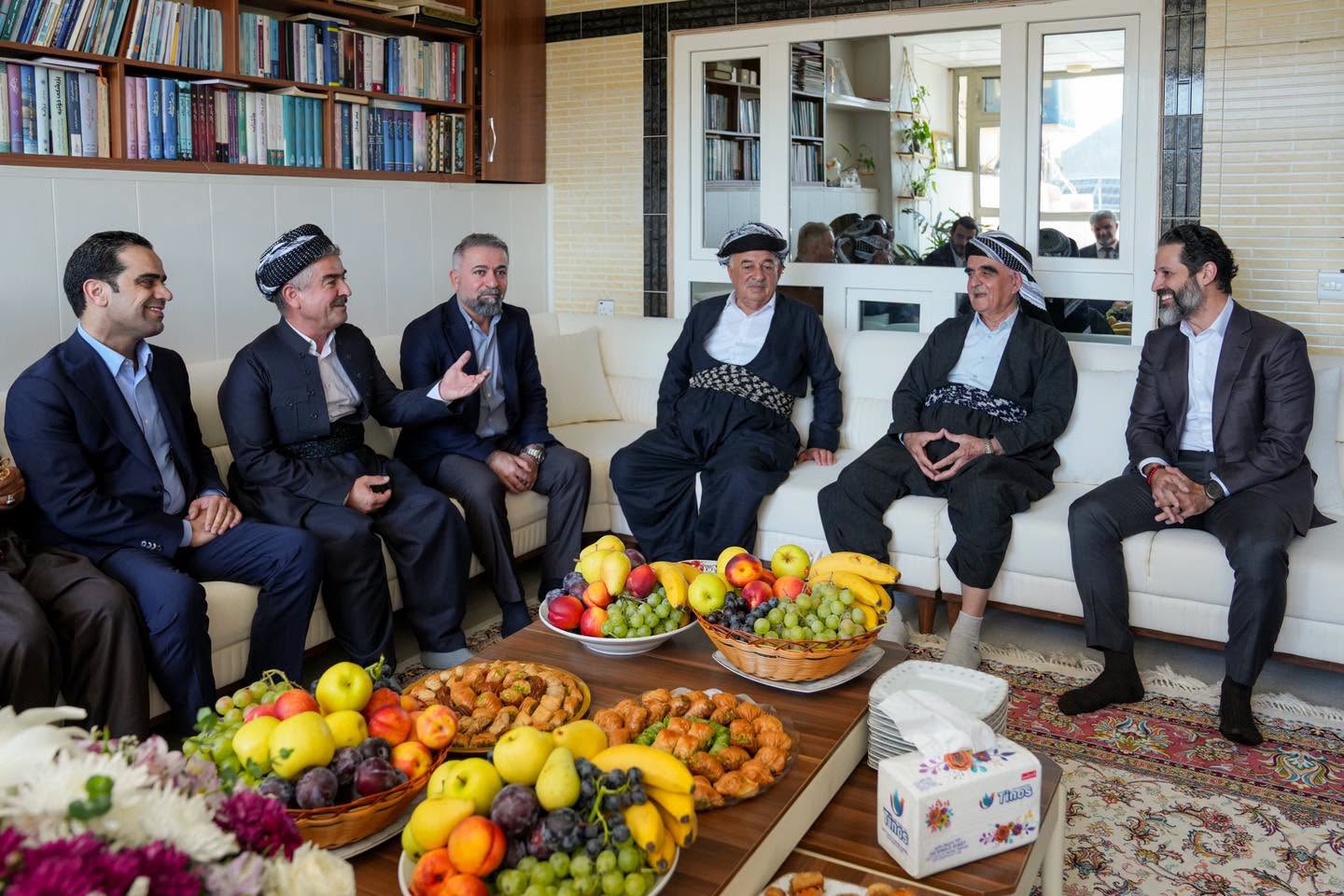 امام مخلص ومتواضع ومحب لوطنه إلى حد كبير